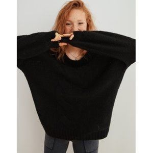 Black oversized- Aerie happy camper cable knit